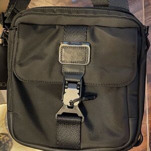 Tumi Alpha Bravo Junior Crossbody Bag Black Excellent Condition